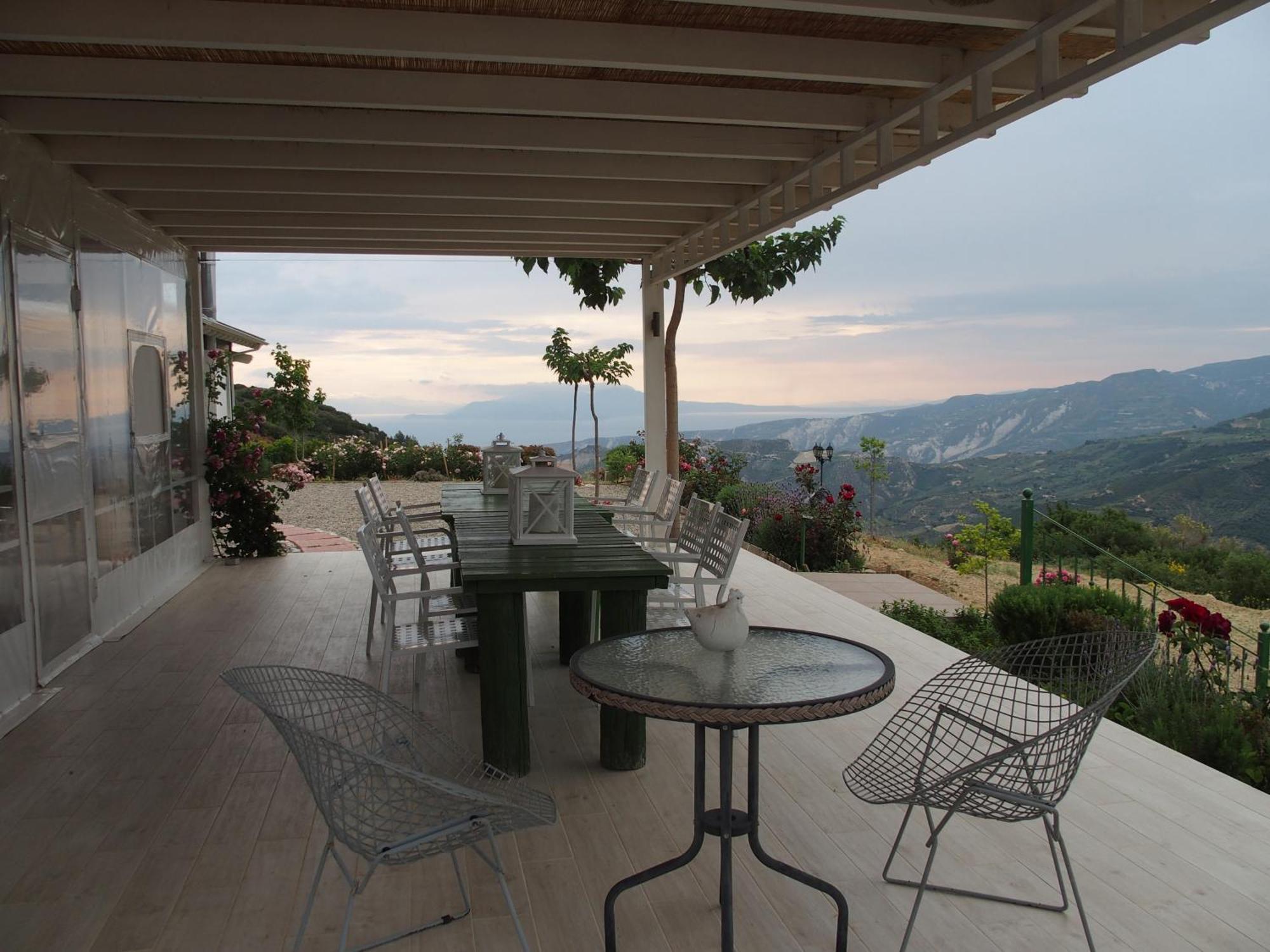 Hotel Ktima Noosfera Wellness & Retreat Center Karya Exteriér fotografie
